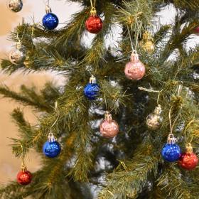 Walke dürli reňkli täze ýyl bezegleri 20sany