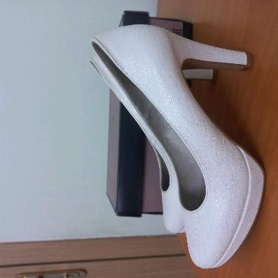 Новые туфли 38 размера