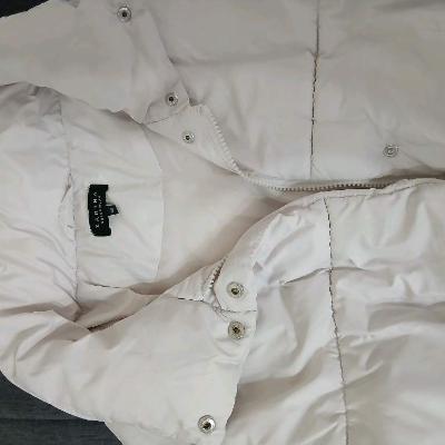 Женская беж куртка Zarina,Россия