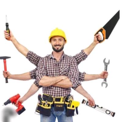 мужчина ищет работу разнорабочего