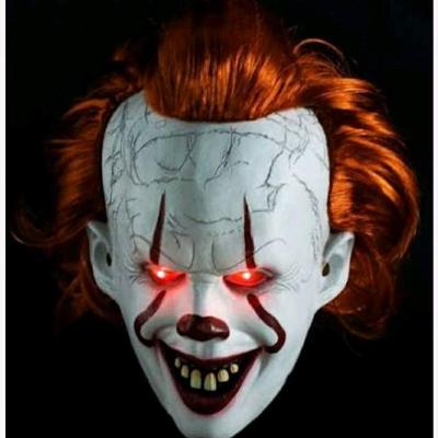 Маска Пеннивайза