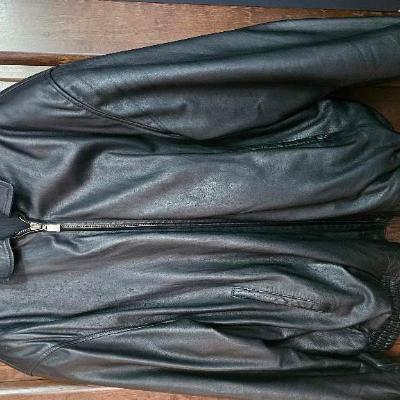 Куртки кожа