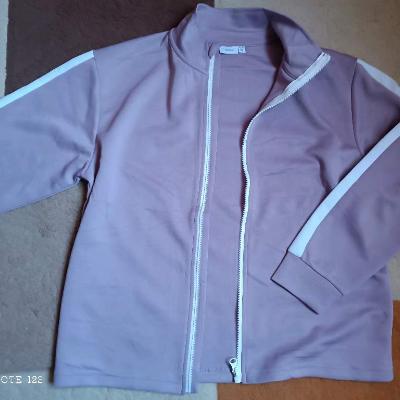 Ветровка на девочку