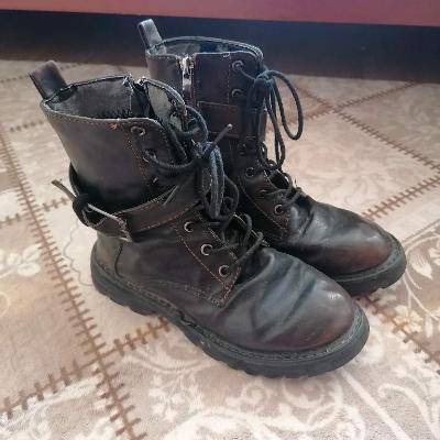 Ботинки для девочки