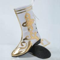 Белая женщина