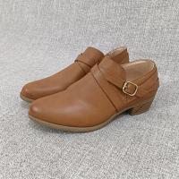 F4052/коричневые пятна