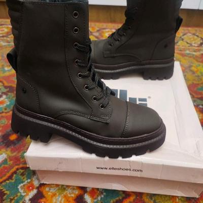 Ботинки женские