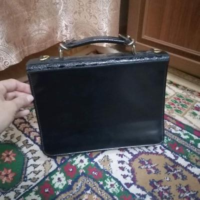 Женская сумочка