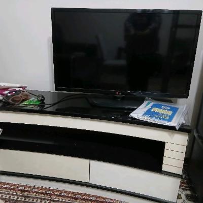 Новая подставка под телевизор