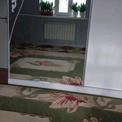 Шифоньер, в хор.состоянии