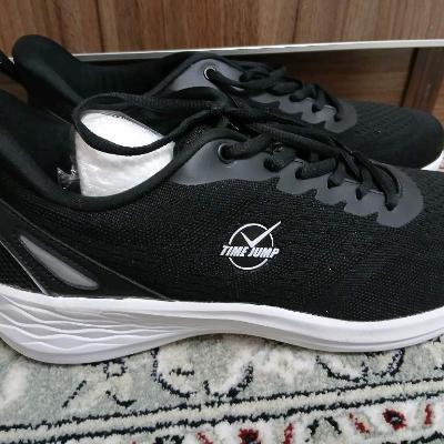 Мужские кроссовки,Россия