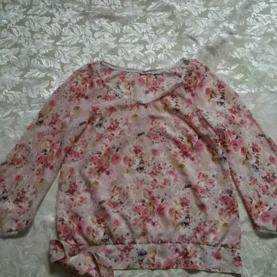 Блузки разные