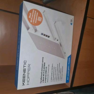 Wi-Fi роутер Keenetic Hopper