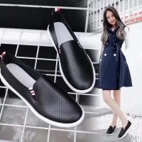 W001 Black Black STACKING SEAT обувь