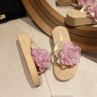 Сиреневый
