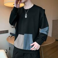 W902 Black
